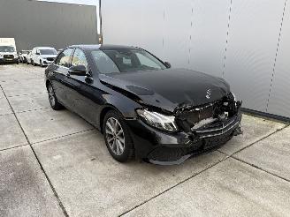 Mercedes E-klasse 200 d AUTOMAAT-HEAD UP-CAMERA-LEDER-NAVI picture 2