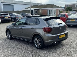 Volkswagen Polo 1.6 TDI DSG R-Line Pano Virtual Cockpit picture 3