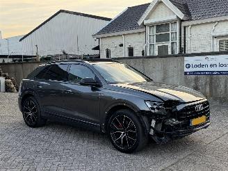 Audi Q8 55 TFSI 340Pk Quattro S-Line Pano Nap Nederlandse Auto Bang&Olufsen picture 2