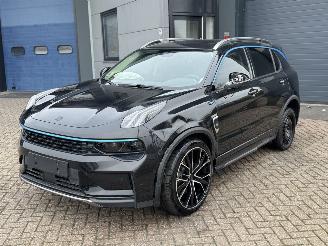skadebil auto Lynk & Co 01 1.5 Plugin Hybrid Pano Navi Led 2022/1