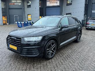 Schadeauto Audi Q7 3.0 TDI Quattro 7Persoons S-Line Pano Head-Up Softclose 2015/6