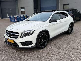 Coche accidentado Mercedes GLA 200 Cdi Automaat AMG Pakket Pano 2014/4