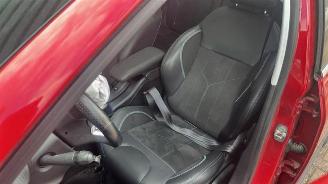 Peugeot 2008 2008 (CU), MPV, 2013 / 2019 1.2 12V e-THP PureTech 110 picture 17