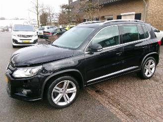 Schadeauto Volkswagen Tiguan 1.4 TSI SPORT &STYLE R-LINE EDITION 2013/1