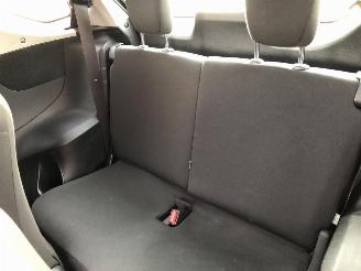 Toyota iQ 1.4  D picture 9