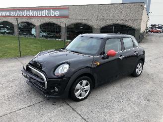 Schadeauto Mini One 1.5 D 2018/1