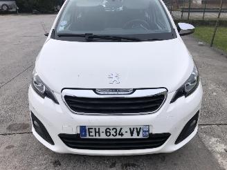 Peugeot 108  picture 10