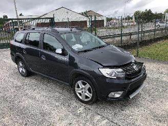 Schadeauto Dacia Logan MCV  0.9T   STEPWAY 2020/1