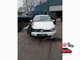 Vrakbiler auto Volkswagen Golf Golf VII (AUA), Hatchback, 2012 / 2021 1.6 TDI BlueMotion 16V 2013/7