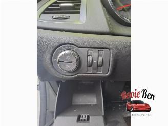 Opel Astra Astra J Sports Tourer (PD8/PE8/PF8), Combi, 2010 / 2015 2.0 CDTI 16V 165 picture 17