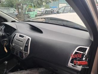 Hyundai I-20 i20, Hatchback, 2008 / 2015 1.2i 16V picture 19