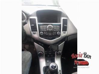 Chevrolet Cruze Cruze (300), Sedan, 2009 / 2015 1.8 16V VVT Bifuel picture 13