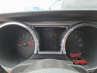 Ford USA Mustang Mustang V Convertible, Cabrio, 2005 / 2015 4.0 V6 picture 10