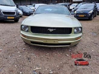 Autoverwertung Ford USA Mustang Mustang V Convertible, Cabrio, 2005 / 2015 4.0 V6 2006/8