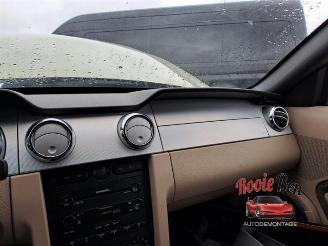 Ford USA Mustang Mustang V Convertible, Cabrio, 2005 / 2015 4.0 V6 picture 20