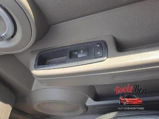 Dodge Nitro Nitro, SUV, 2006 / 2012 3.7 STX V6 4x4 Autom. picture 5