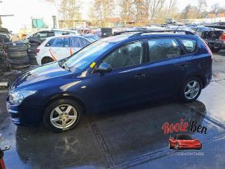 Hyundai I-30 i30 Crosswagon (WWH), Combi, 2007 / 2012 1.4 CVVT 16V picture 4