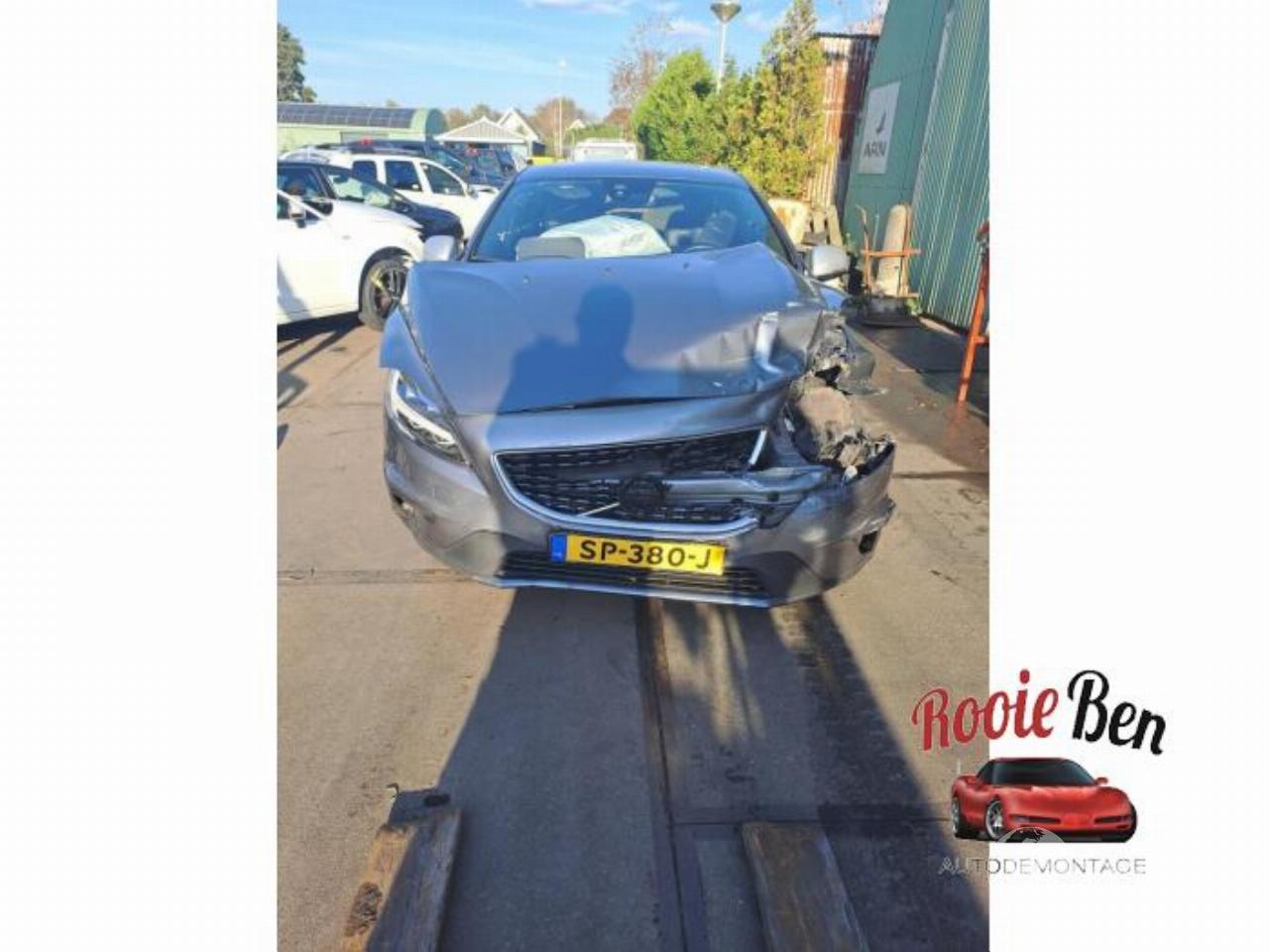 Volvo V-40 V40 (MV), Hatchback 5-drs, 2012 / 2019 2.0 D3 16V