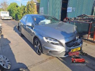 Volvo V-40 V40 (MV), Hatchback 5-drs, 2012 / 2019 2.0 D3 16V picture 2