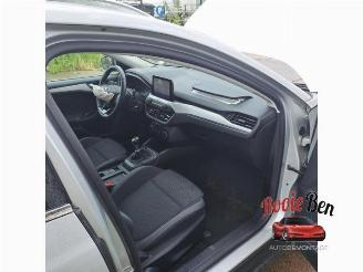Ford Focus Focus 4 Wagon, Combi, 2018 1.0 Ti-VCT EcoBoost 12V 125 picture 13