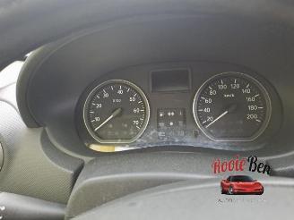 Dacia Sandero Sandero I (BS), Hatchback, 2008 / 2013 1.6 picture 12