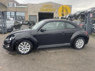 uszkodzony samochody osobowe Volkswagen Beetle 1.2 TSI 2013/4