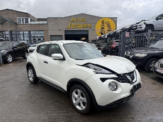 Voiture accidenté Nissan Juke 1.6I AUTOMAT 2016/4