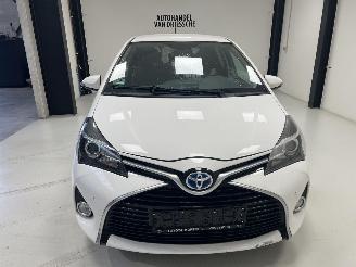 Toyota Yaris HYBRIDE picture 8