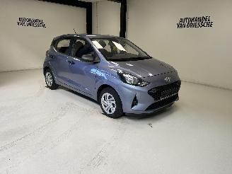 damaged passenger cars Hyundai I-10  2024/1
