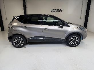 Schadeauto Renault Captur INTENS 2016/5