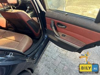 BMW 3-serie E91 330D N57 picture 8