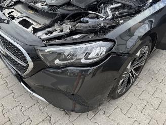 Mercedes E-klasse E-220d-T / Panorama picture 15