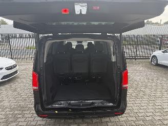 Mercedes V-klasse V300 d Avantgarde Edition 4 matic extra lang picture 13