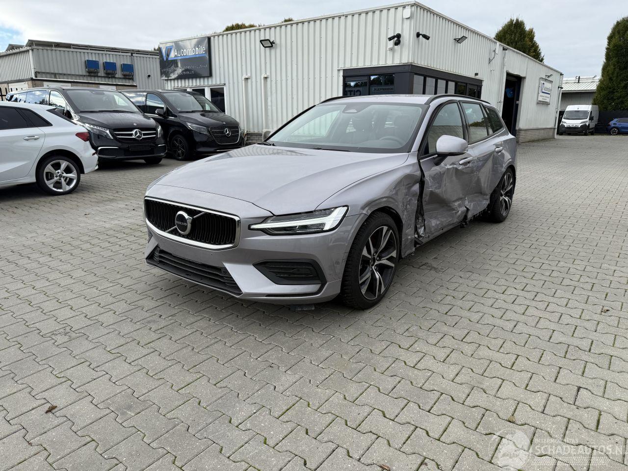 Volvo V-60 Volvo V60 B4 Kombi Core MildHybrid