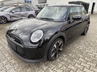 škoda osobní automobily Mini Cooper Nieuw model! 2025/4