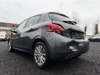 Peugeot 208 ALLURE picture 10
