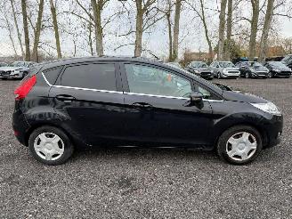 Auto incidentate Ford Fiesta TITANIUM 2009/4