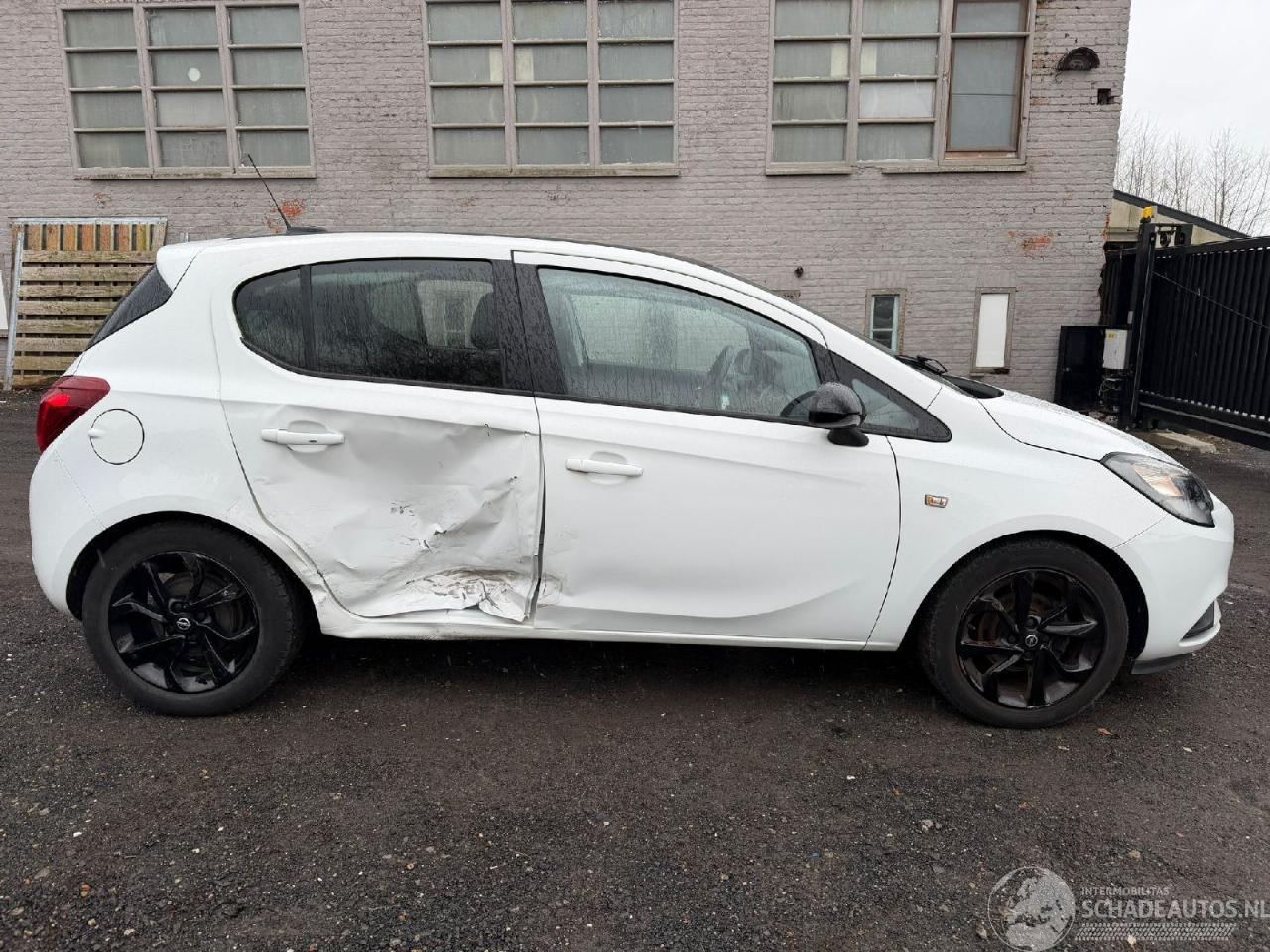 Opel Corsa BLACK EDITION