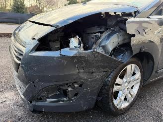 Peugeot 5008 ALLURE picture 11