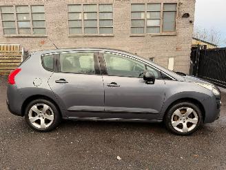 Schadeauto Peugeot 3008 PREMIUM 2011/5