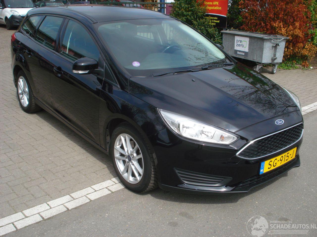 Ford Focus 1.0 74KW STATION AIRCO-NAVIGATIE
