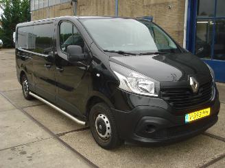krockskadad bil bedrijf Renault Trafic 1.6DCI 92KW L2-H1 EURO 6 2017/7