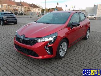 Gebrauchtwagen PKW Renault Clio  2024/4