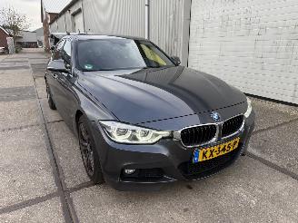 damaged passenger cars BMW 3-serie 330e High Executive M-Sport 2016/12