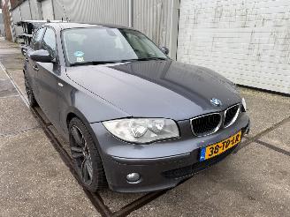 Avarii autoturisme BMW 1-serie 120i Executive Automaat 2006/7