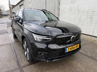 Schadeauto Volvo XC40 Recharge Ultimate 70 kWh Pano Harman Kardon 20\" 2023/5