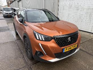 Schadeauto Peugeot 2008 1.2 Puretech GT Line Automaat 2020/2