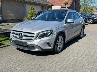 Mercedes GLA 180 URBAN PANORAMADAK NAVI BI XENON picture 4