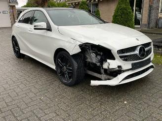 Mercedes A-klasse 180 d AMG LINE PANO NAVI CAMERA picture 4