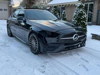 Schadeauto Mercedes C-klasse 180 AMG LINE PANO NIGHT CAMERA LED 2022/10
